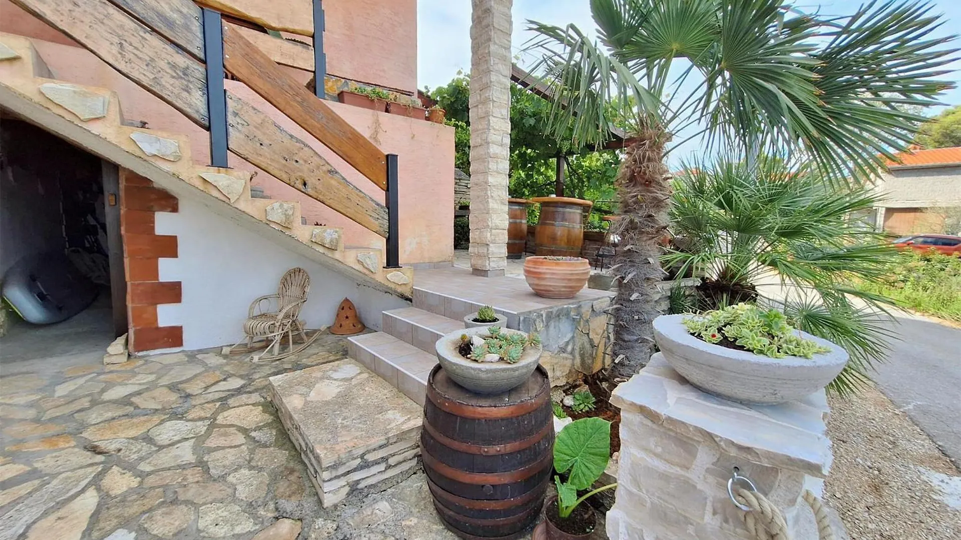 Nice Apartment In Novigrad With Kitchen